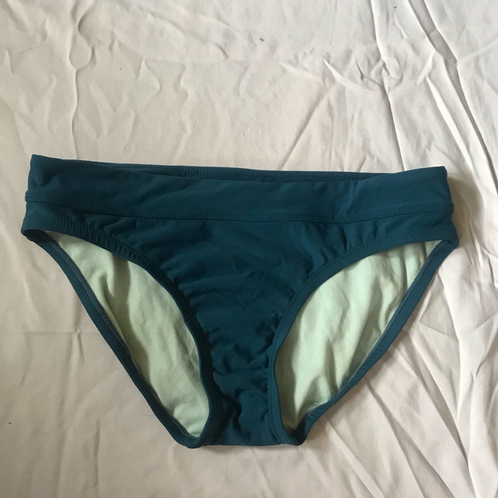 Teal Nike swim bottoms